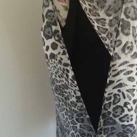 ❤Last 2❤Animal Print Kimono/Shrug - Picture 7 of 8